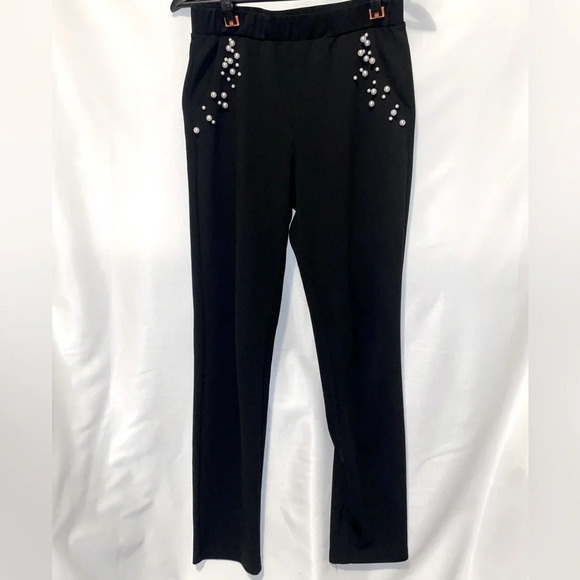 Pleated Dress Pants | Pearl Detail | XL - Picture 4 of 7